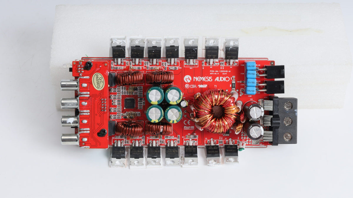 UM-1200X4D